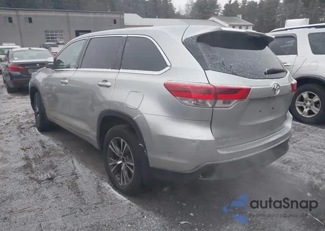 2018 Toyota Highlander Le from USA, damaged, VIN 5TDBZRFHXJS886312